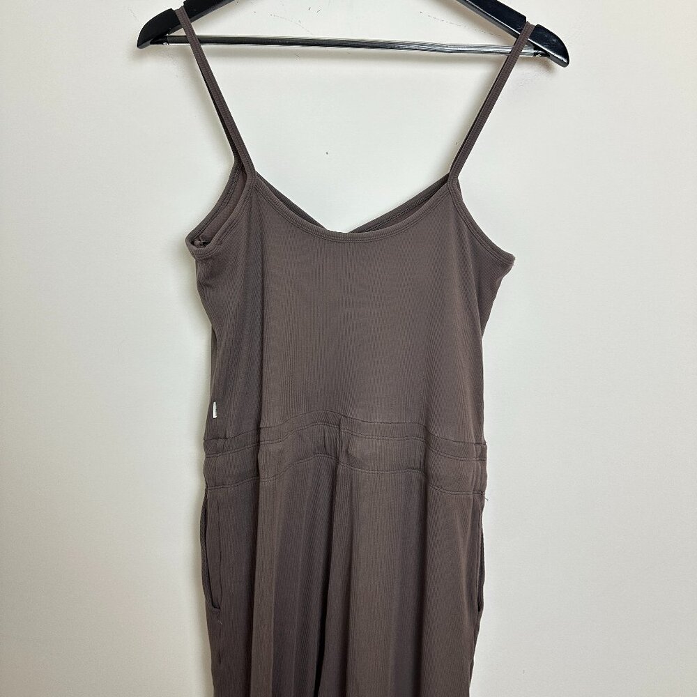 Vuori Brown Pose Henley Jumpsuit with Drawstring - Picture 7 of 9